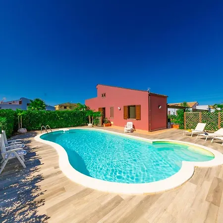 Luxury Villa Lascari